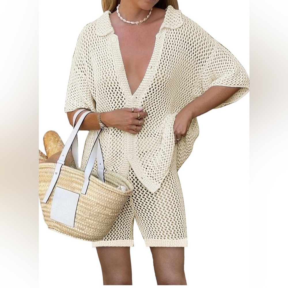 Famulily 2 Piece Shorts Set for Women swimsuit cover ups / Large NWOT